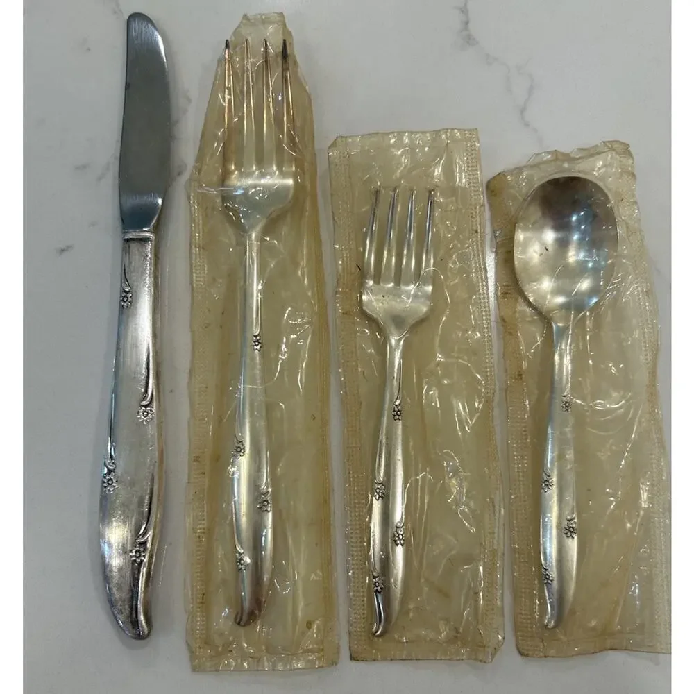 Set Of 4 60s Oneida Community Silverplate SILVER FLOWERS Youth Knife Forks Spoon